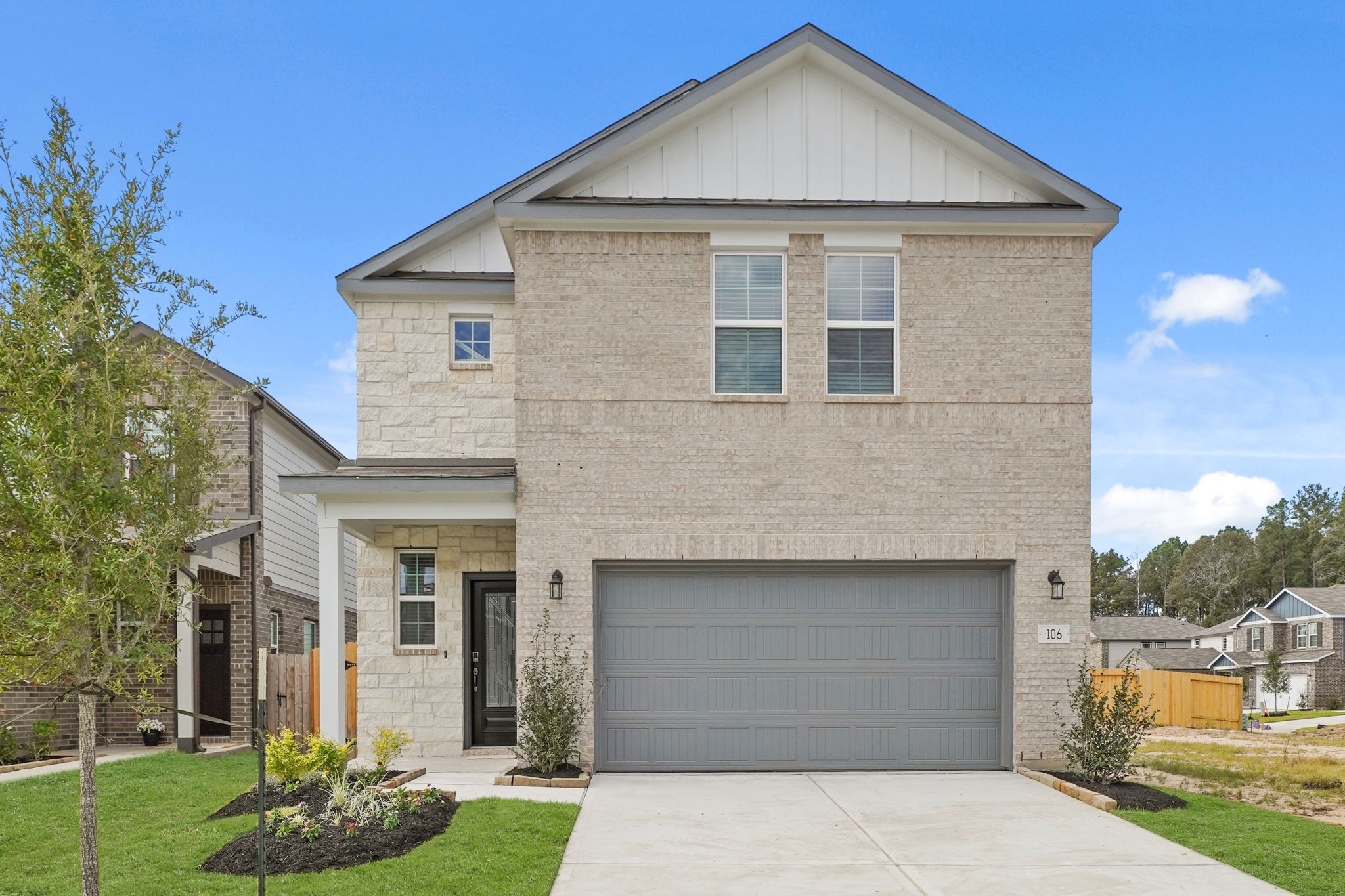 040347 106 Alset Circle